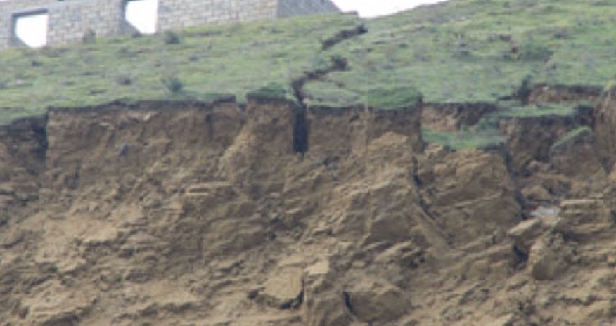Zığ və Masazırda sürüşmə aktivləşib Zığ və Masazırda sürüşmə aktivləşib