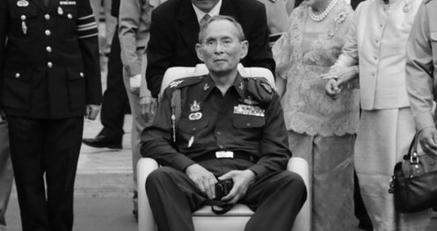 Умер король Таиланда Умер король Таиланда