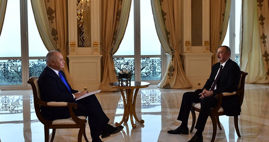 "Dağlıq Qarabağ muxtar respublika ola bilər” - İlham Əliyev "Dağlıq Qarabağ muxtar respublika ola bilər” - İlham Əliyev