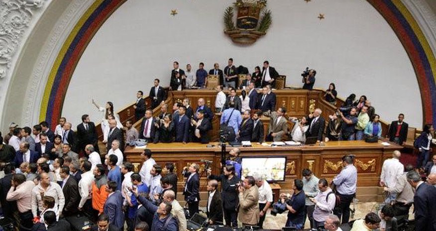 Venezuela congress presses for Maduro trial in rowdy session Venezuela congress presses for Maduro trial in rowdy session