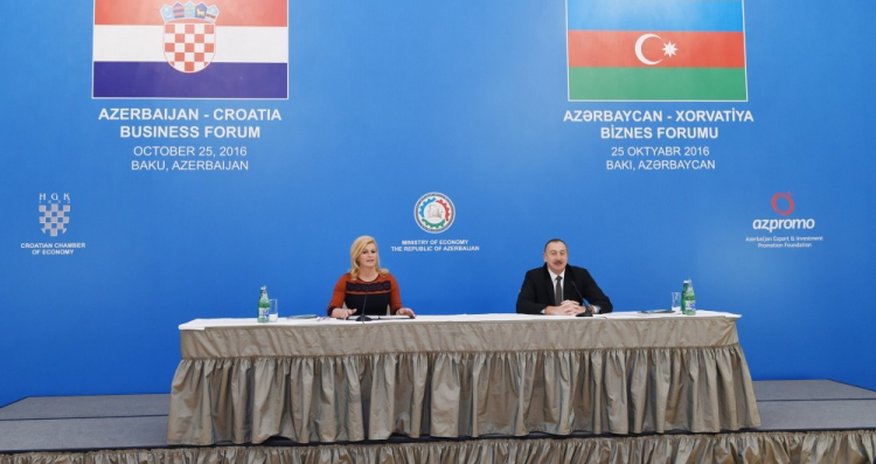 İlham Əliyev biznes forumda iştirak edib - FOTO İlham Əliyev biznes forumda iştirak edib - FOTO