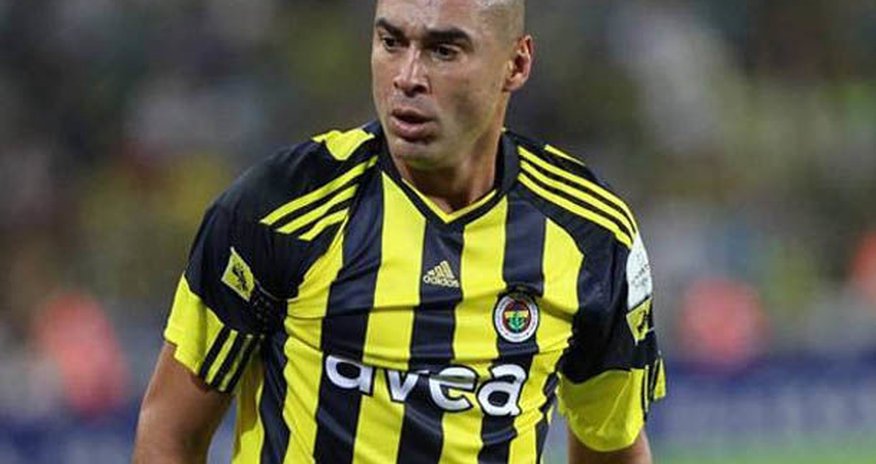 Məşhur futbolçu həbs edildi Məşhur futbolçu həbs edildi