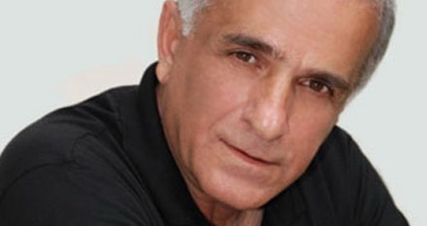 Fuad Poladov "Azdrama"dan gedib? - Teatrdan AÇIQLAMA Fuad Poladov "Azdrama"dan gedib? - Teatrdan AÇIQLAMA