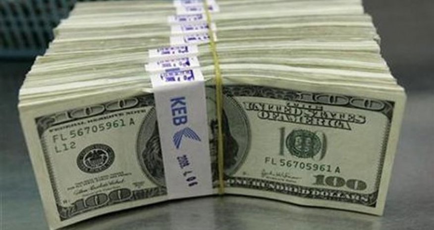 Dollar bahalaşdı Dollar bahalaşdı