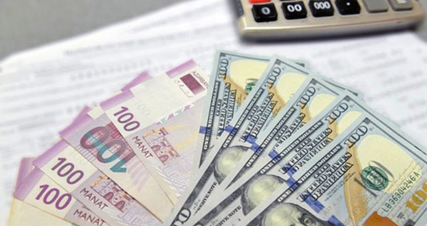 Dolları ən baha alan və ən ucuz satan banklar Dolları ən baha alan və ən ucuz satan banklar