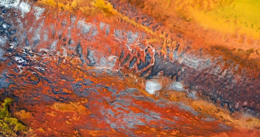 Australia's Lake Eyre from the sky Australia's Lake Eyre from the sky