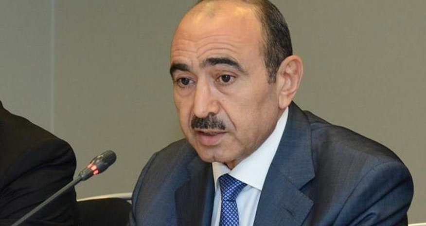 Əli Həsənov: "Azərbaycan Donald Trampla əməkdaşlığa ümid edir" Əli Həsənov: "Azərbaycan Donald Trampla əməkdaşlığa ümid edir"
