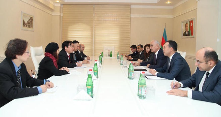 Azerbaijan invites ADB to get stake in local companies Azerbaijan invites ADB to get stake in local companies