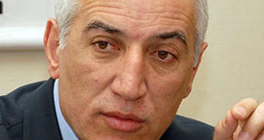Armenian economist warns about catastrophic situation in country Armenian economist warns about catastrophic situation in country