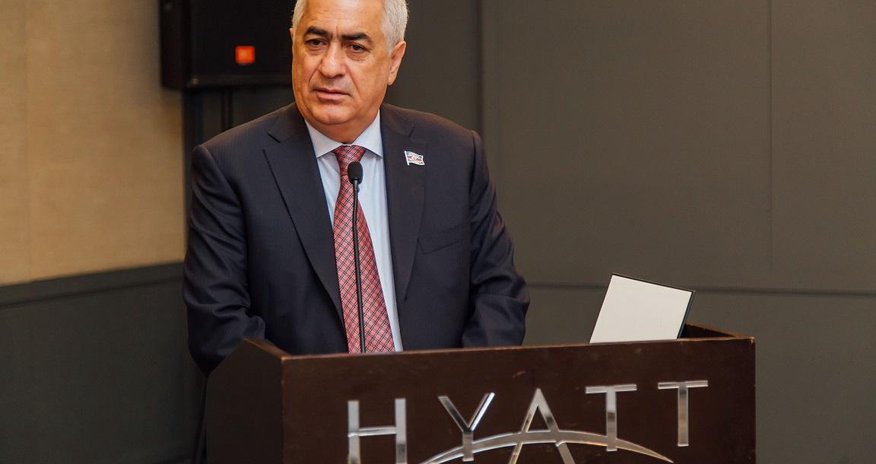 Yeni lokomotiv və qatarlar alınacaq - FOTOLAR Yeni lokomotiv və qatarlar alınacaq - FOTOLAR