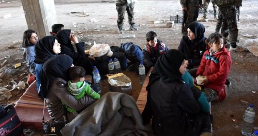 Thousands uprooted from rebel-held east Aleppo Thousands uprooted from rebel-held east Aleppo