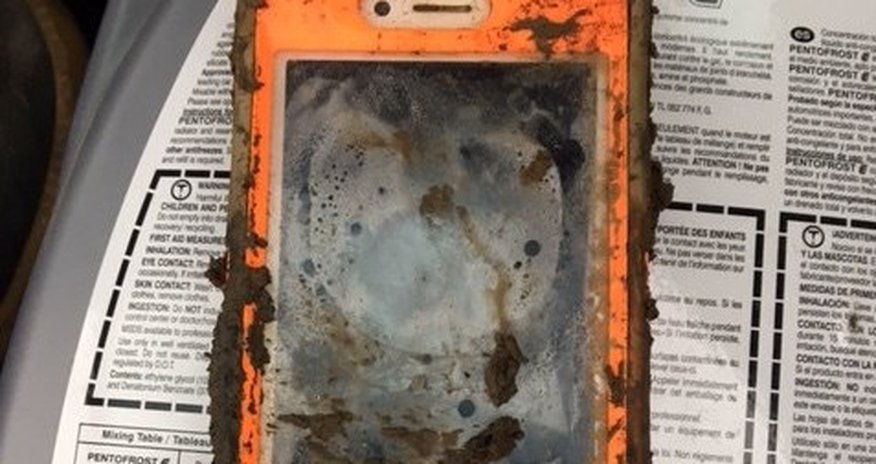 Американец "оживил" iPhone рисом Американец "оживил" iPhone рисом