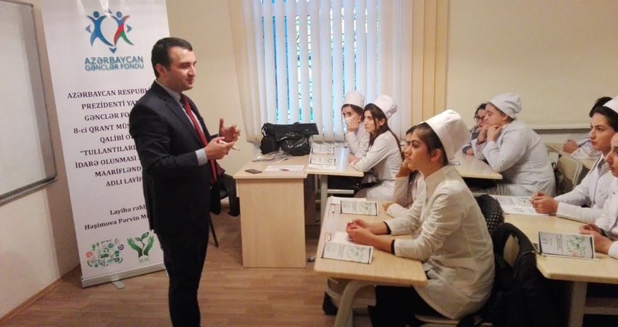 Şagirdlər tullantıların düzgün idarə olunması ilə bağlı maarifləndirilib - FOTOLAR Şagirdlər tullantıların düzgün idarə olunması ilə bağlı maarifləndirilib - FOTOLAR
