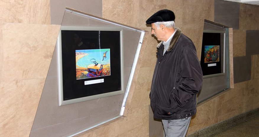 Azərbaycanlı rəssamların əsərləri Bakı metrosunda - FOTOLAR Azərbaycanlı rəssamların əsərləri Bakı metrosunda - FOTOLAR
