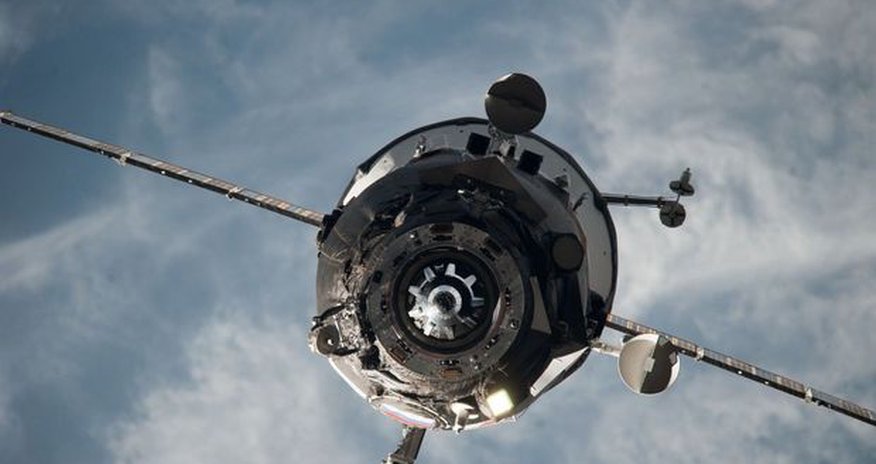 «Прогресс» потерял контакт с Землей «Прогресс» потерял контакт с Землей