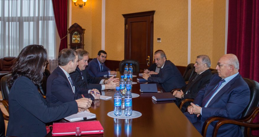 Energetika naziri ABŞ Dövlət Departamentinin nümayəndəsi ilə görüşdü Energetika naziri ABŞ Dövlət Departamentinin nümayəndəsi ilə görüşdü