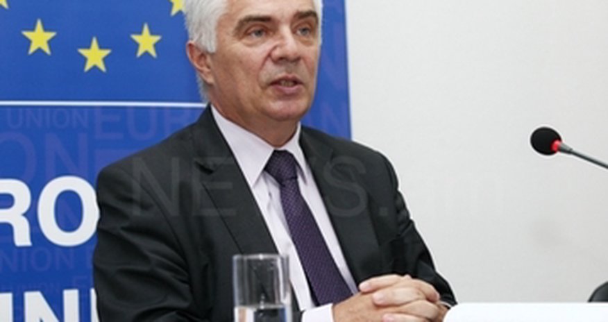 Newspaper: EU ambassador - Armenia needs to reject corruption Newspaper: EU ambassador - Armenia needs to reject corruption