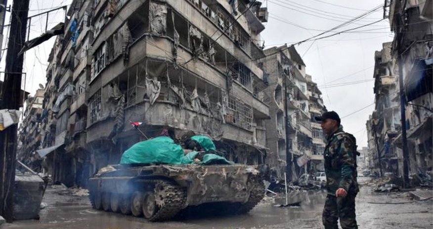 Aleppo battle: Evacuation agreement 'back on' Aleppo battle: Evacuation agreement 'back on'