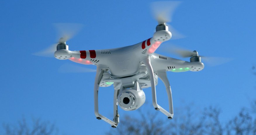 Selfi çəkmək üçün dron hazırlanır Selfi çəkmək üçün dron hazırlanır