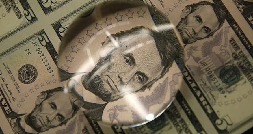 Bu banklar dollar satışını dayandırıb -CƏDVƏL Bu banklar dollar satışını dayandırıb -CƏDVƏL
