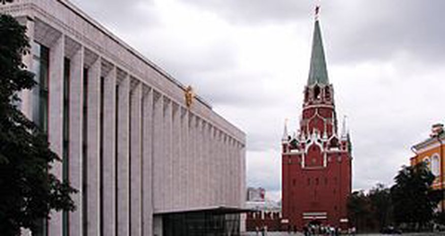 Кремль призвал не спешить с выводами Кремль призвал не спешить с выводами