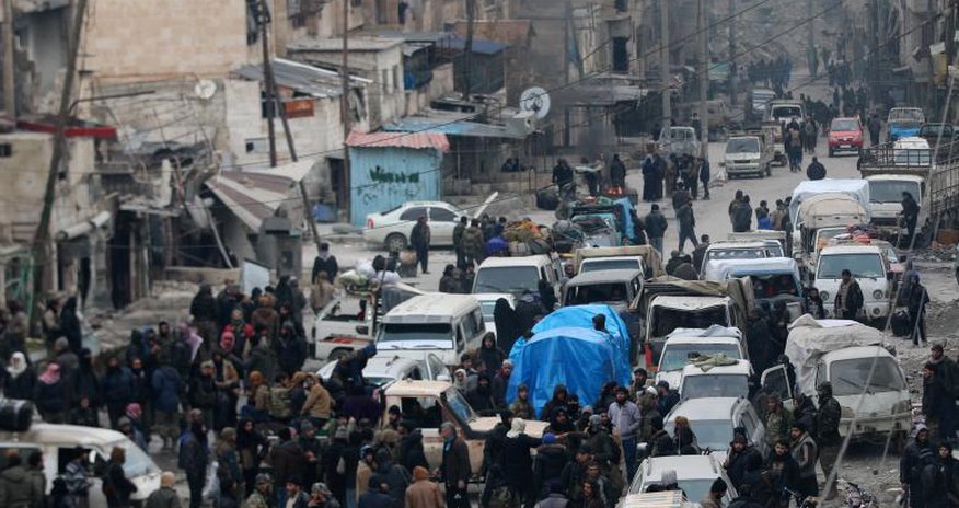 Thousands of civilians, fighters waiting to leave Aleppo Thousands of civilians, fighters waiting to leave Aleppo
