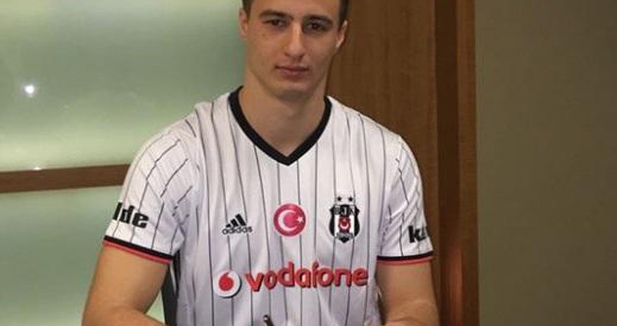 Xorvat futbolçu rəsmən "Beşiktaş"da Xorvat futbolçu rəsmən "Beşiktaş"da