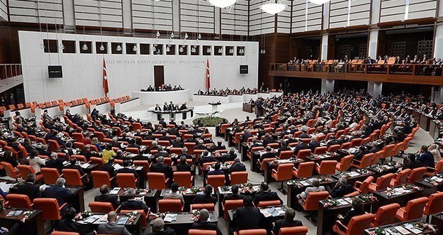 Konstitusiyaya dəyişikliklər edildi - Türkiyədə Konstitusiyaya dəyişikliklər edildi - Türkiyədə