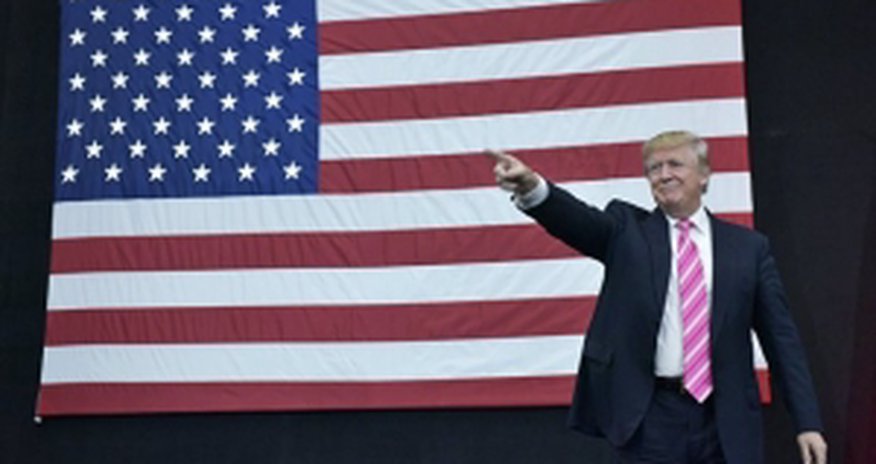 Пресс-конференция Трампа началась с заявлений о компромате Пресс-конференция Трампа началась с заявлений о компромате