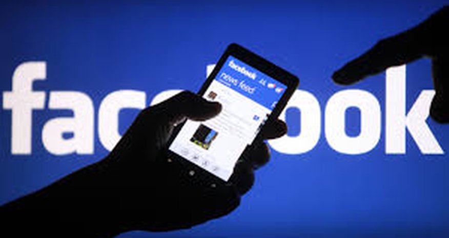 Журналисты помогут Facebook Журналисты помогут Facebook