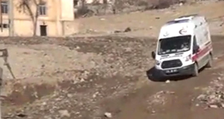 Blast in southeastern Turkey kills 4 policemen Blast in southeastern Turkey kills 4 policemen