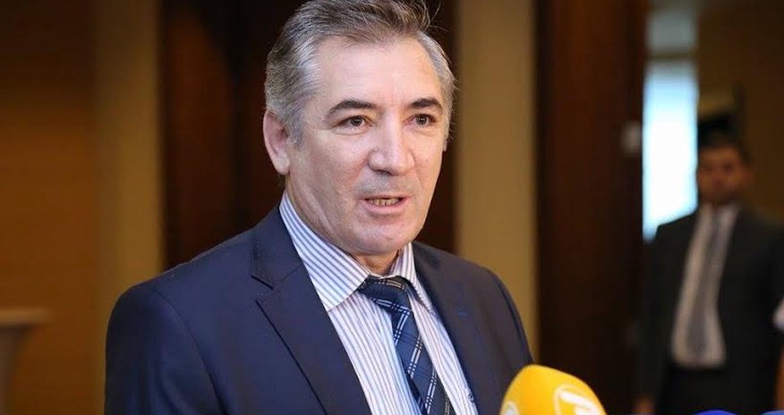 “Şou xarakterli verilişlərdə sosial problemli insanların üzərində şou yaratmaq halları qalır” “Şou xarakterli verilişlərdə sosial problemli insanların üzərində şou yaratmaq halları qalır”