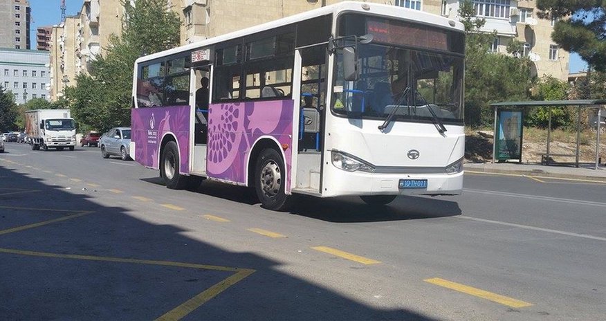 Bakıda avtobuslar üçün ayrı yolu çəkiləcək - VİDEO Bakıda avtobuslar üçün ayrı yolu çəkiləcək - VİDEO