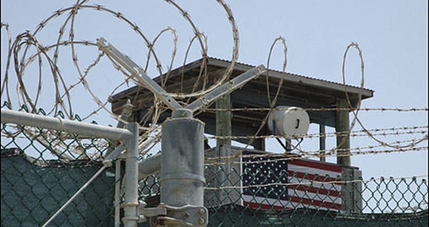 Pentagon announces transfer of 10 Guantanamo prison detainees Pentagon announces transfer of 10 Guantanamo prison detainees