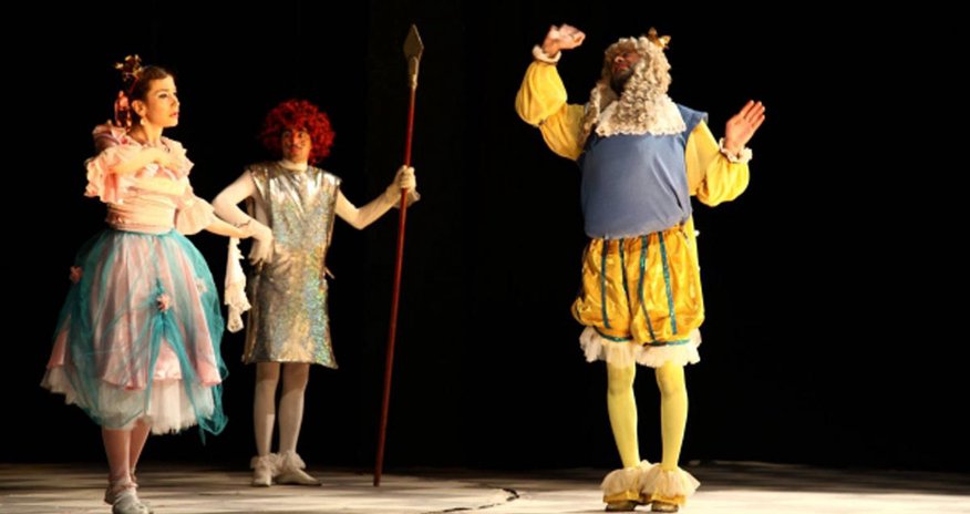 Gənc Tamaşaçılar Teatrında 7 tamaşa Gənc Tamaşaçılar Teatrında 7 tamaşa