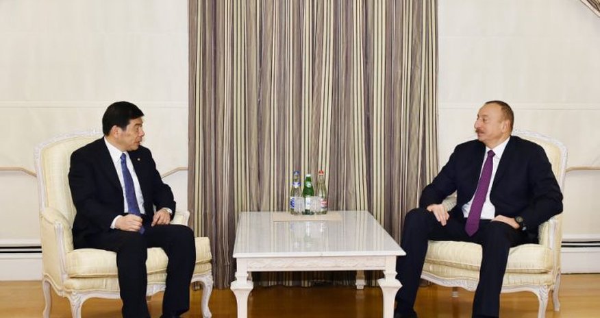 İlham Əliyev Dünya Gömrük Təşkilatının baş katibini qəbul edib - YENİLƏNİB İlham Əliyev Dünya Gömrük Təşkilatının baş katibini qəbul edib - YENİLƏNİB