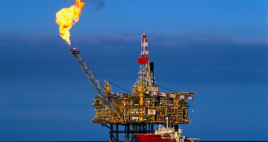 Цена на нефть выросла Цена на нефть выросла