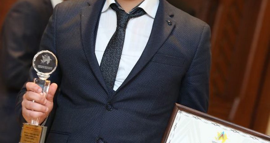 Musiqili Teatrın Baladadaşı “İlin aktyoru” oldu Musiqili Teatrın Baladadaşı “İlin aktyoru” oldu