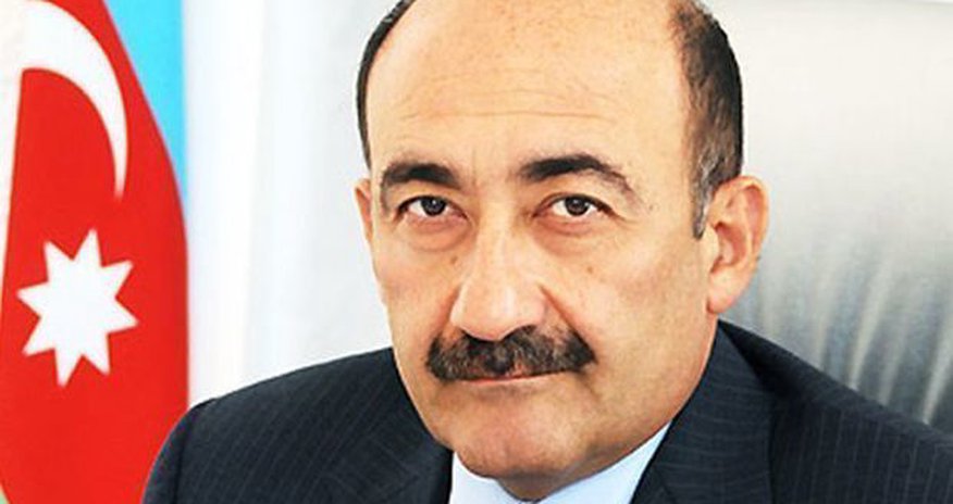 Nazir Musiqili Teatrın əməkdaşlarını mükafatlandırıb Nazir Musiqili Teatrın əməkdaşlarını mükafatlandırıb