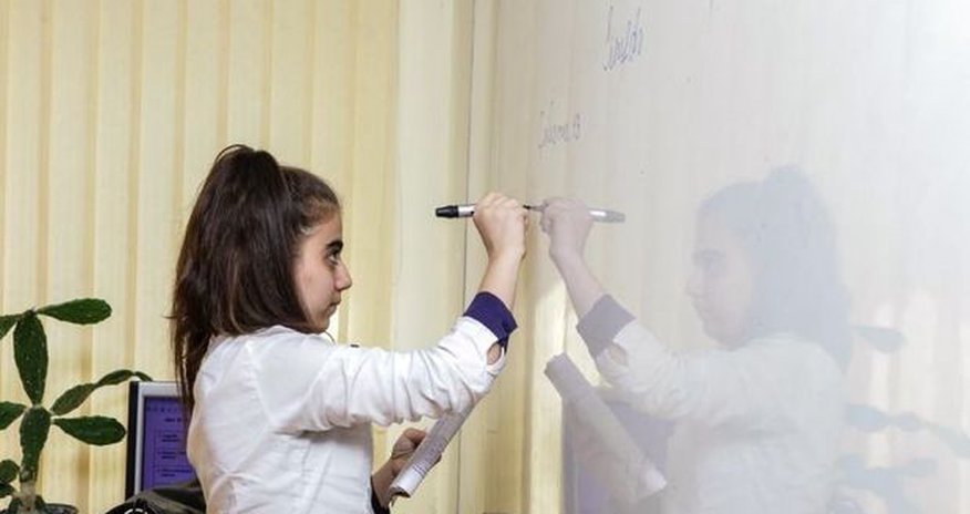 Bakıda I sinfə şagird qəbulu başlayıb Bakıda I sinfə şagird qəbulu başlayıb