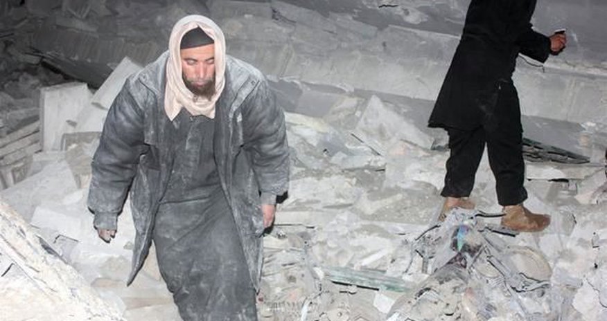 ABŞ Hələbdə məscidi bombaladı – FOTOLAR ABŞ Hələbdə məscidi bombaladı – FOTOLAR