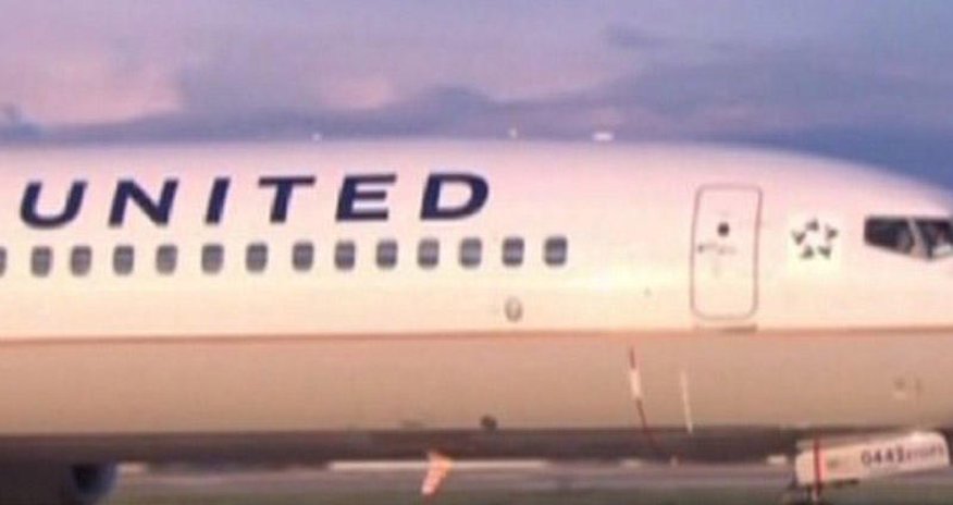 "United Airlines"-da olay "United Airlines"-da olay