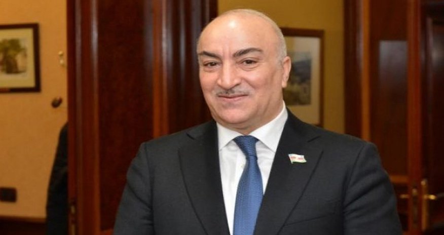 Kreditlərin bir hissəsini hökumət öz öhdəsinə götürsün Kreditlərin bir hissəsini hökumət öz öhdəsinə götürsün