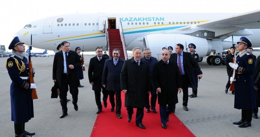 Назарбаев прибыл в Азербайджан Назарбаев прибыл в Азербайджан