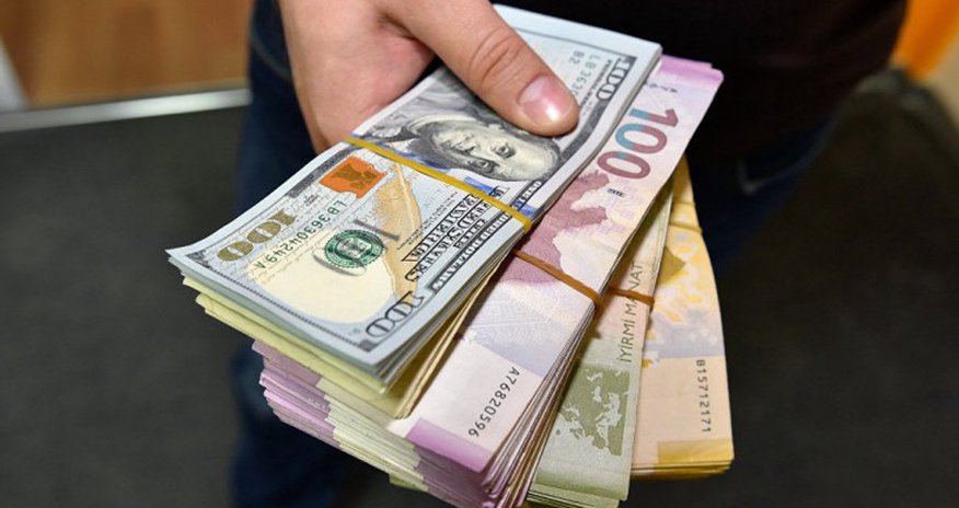 Dollar ucuzlaşmağa başladı 1 manatdan aşağı düşə bilər... Dollar ucuzlaşmağa başladı 1 manatdan aşağı düşə bilər...
