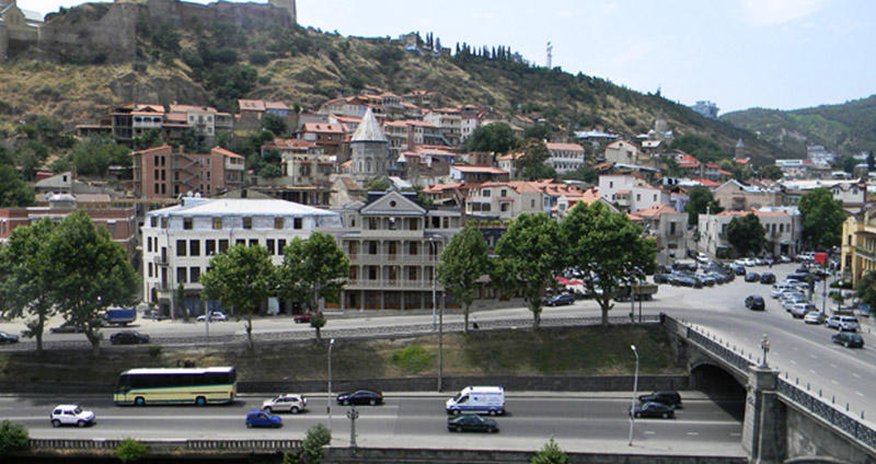 ABŞ Tbilisidə hərbi baza tikəcək ABŞ Tbilisidə hərbi baza tikəcək