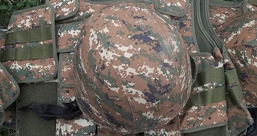 Ermənistanda əsgər əsgəri güllələyib Ermənistanda əsgər əsgəri güllələyib