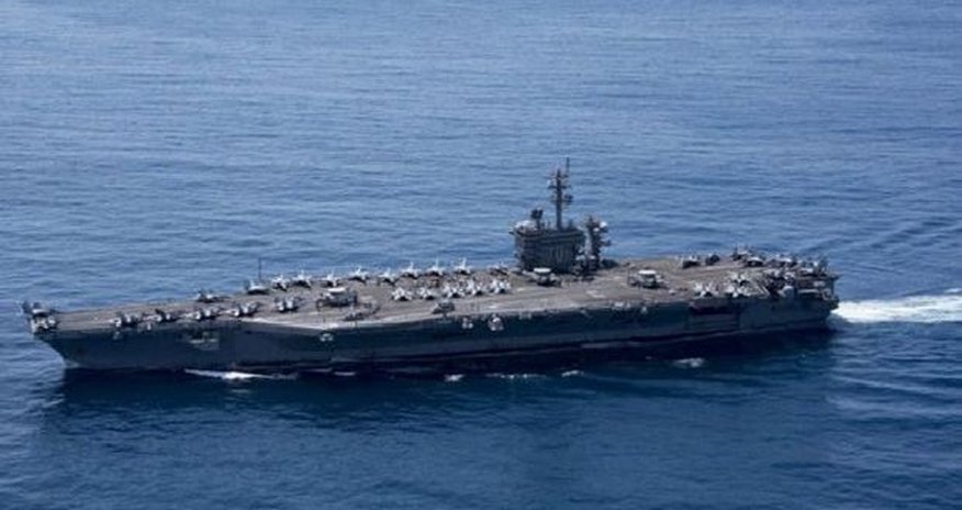 Şimali Koreya Amerika gəmisini batırmaqla hədələyir Şimali Koreya Amerika gəmisini batırmaqla hədələyir