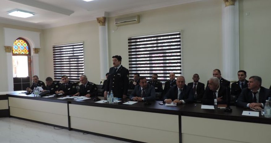 Xaçmaz Gömrük İdarəsinin rəhbərliyi sahibkarlarla görüşüb Xaçmaz Gömrük İdarəsinin rəhbərliyi sahibkarlarla görüşüb