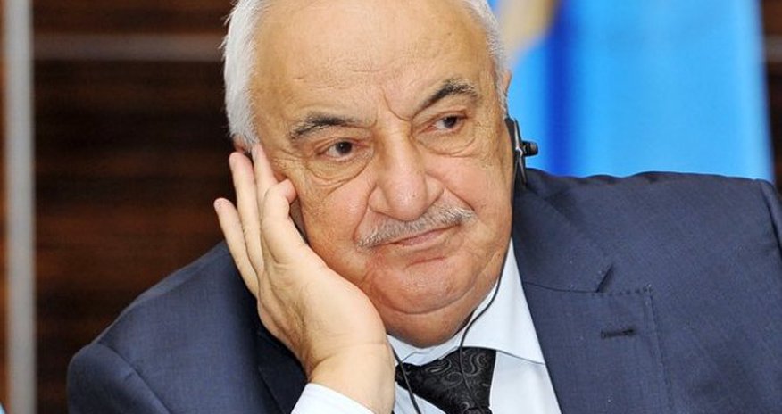 Abid Şərifov: Bakıda bu evlər söküləcək Abid Şərifov: Bakıda bu evlər söküləcək